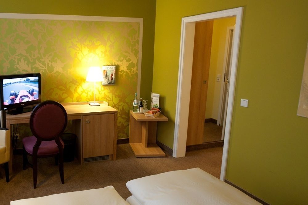 Hotel Schepers Ґронау Екстер'єр фото